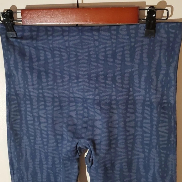 SPANX look at me now blue cropped leggings size xl - Picture 6 of 9